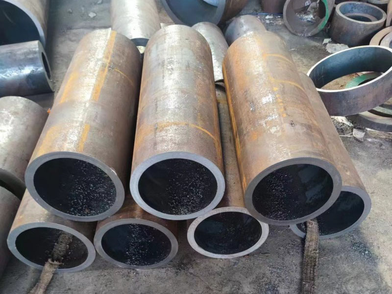 贡山12Cr1MovG无缝钢管切割